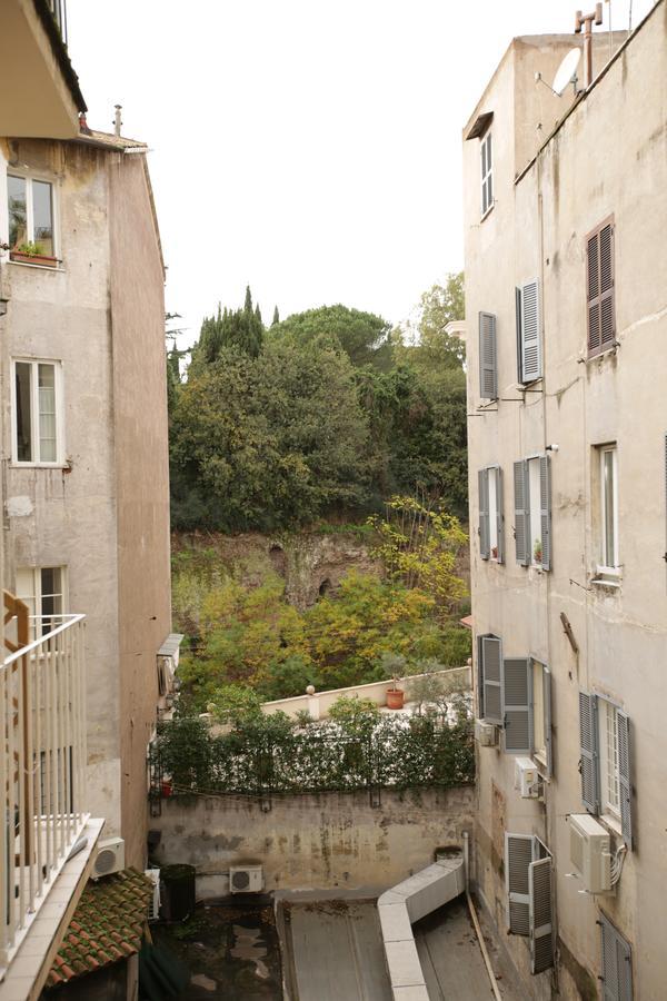 B&B Laurus Colosseo Рим Экстерьер фото